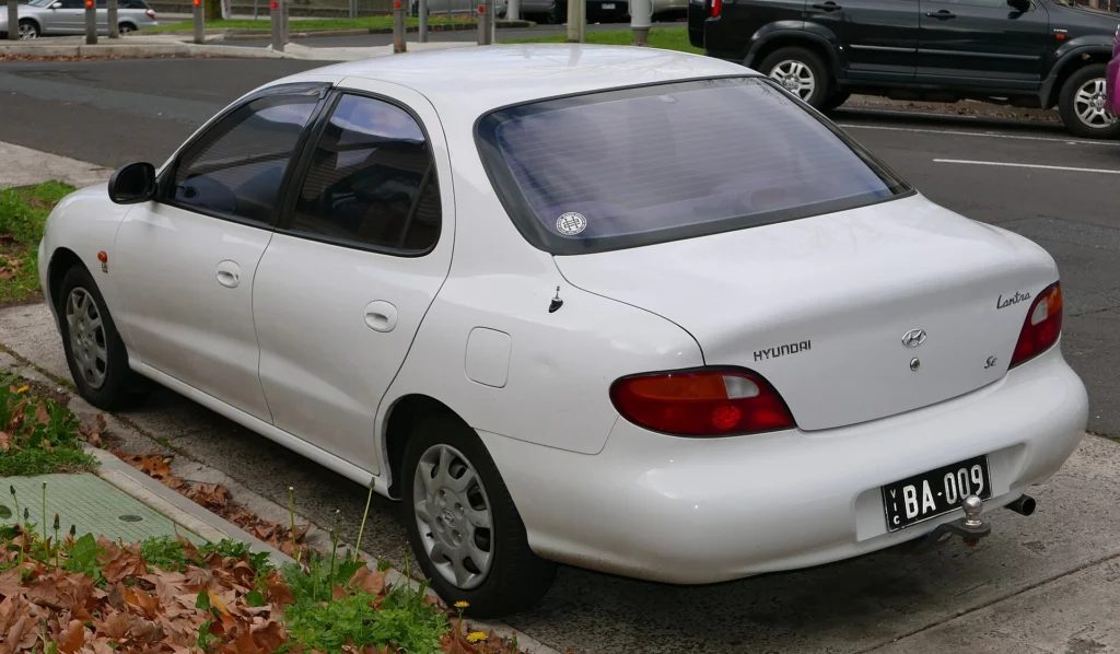 Hyundai Elantra J2