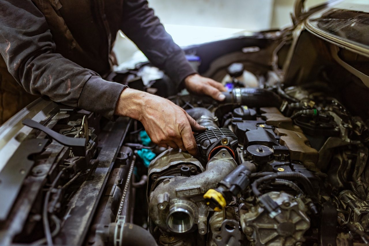 Common Problems with the 318i BMW Engine—and How to Avoid Them