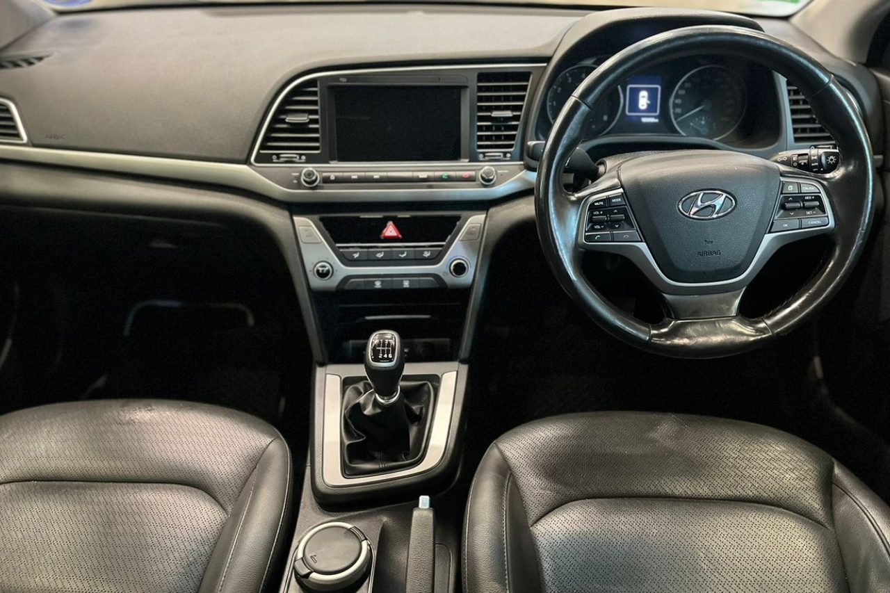 Hyundai 1.6