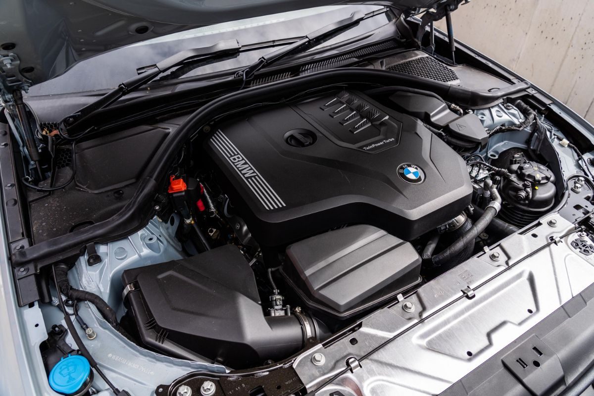 BMW 320i Engine: A Powerhouse in Plain Sight