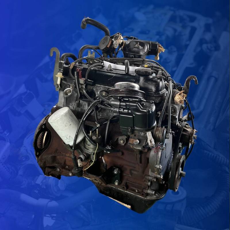 Toyota Hilux 2.2L 4Y Engine — image 2