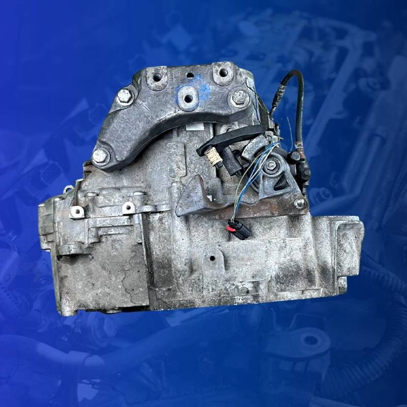 VW Audi Golf 6 AWD 6-Speed Manual Gearbox — image 1