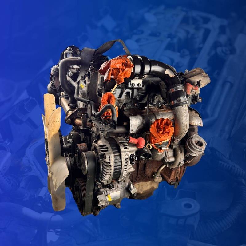 Nissan Navara Pre-facelift YD25 Engine — image 3