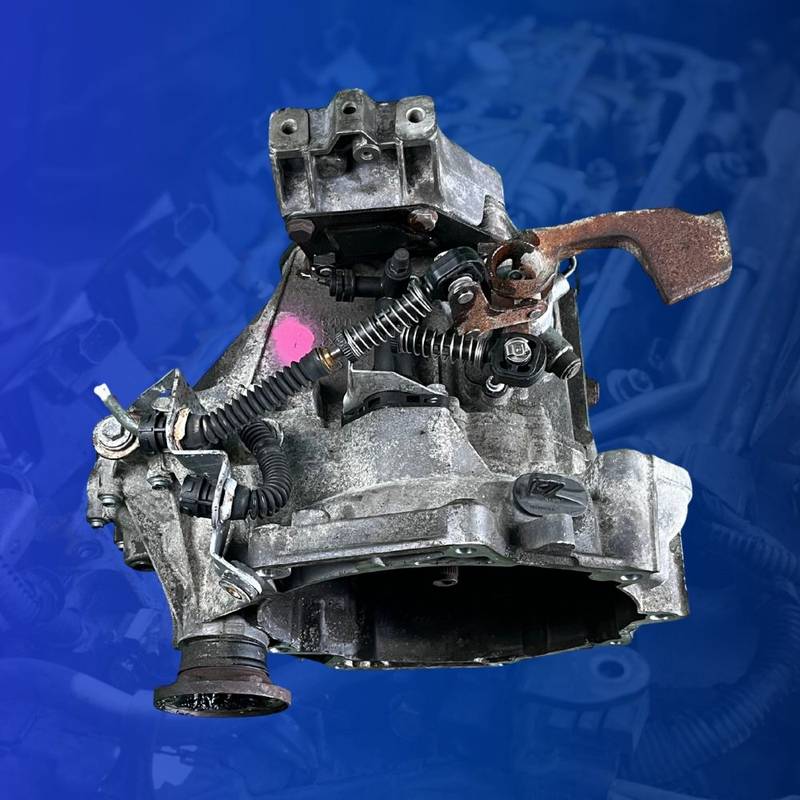 Volkswagen 1.6 Golf 5 5-Speed Manual Gearbox — image 1