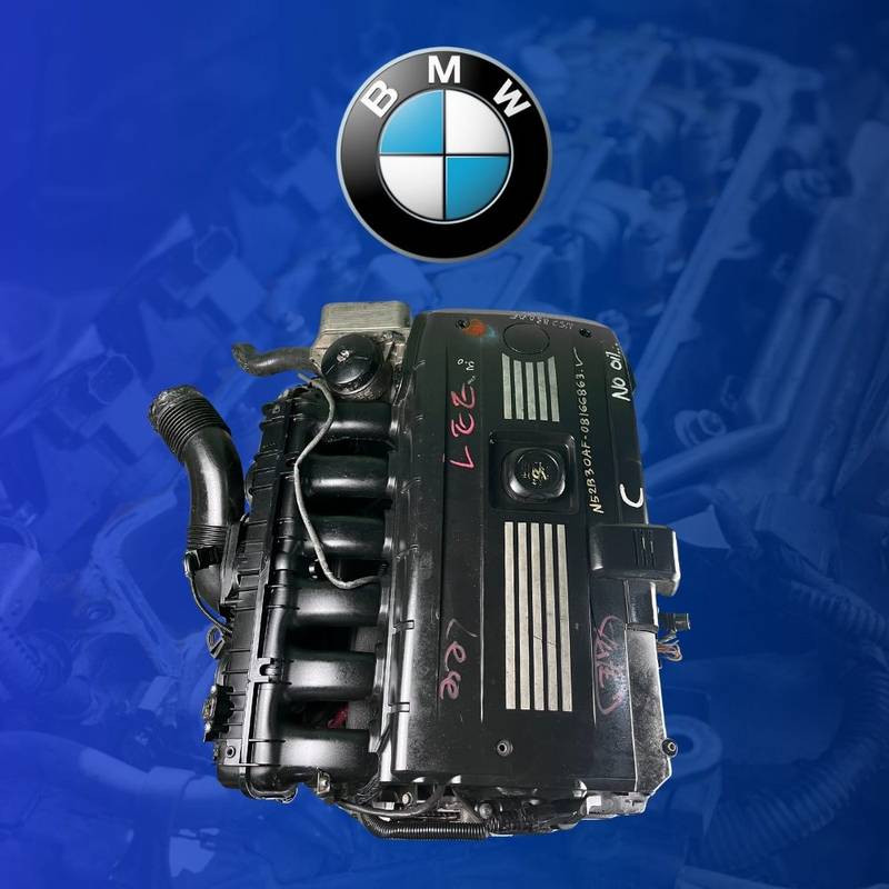 BMW 330 E90 N52B30 Plastic Tappet Cover Engine — image 1